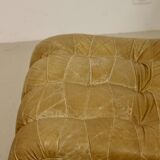 Fauteuil en cuir camel  année 60.