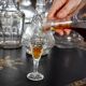 Set de 8 verres à liqueur en verre moulé
