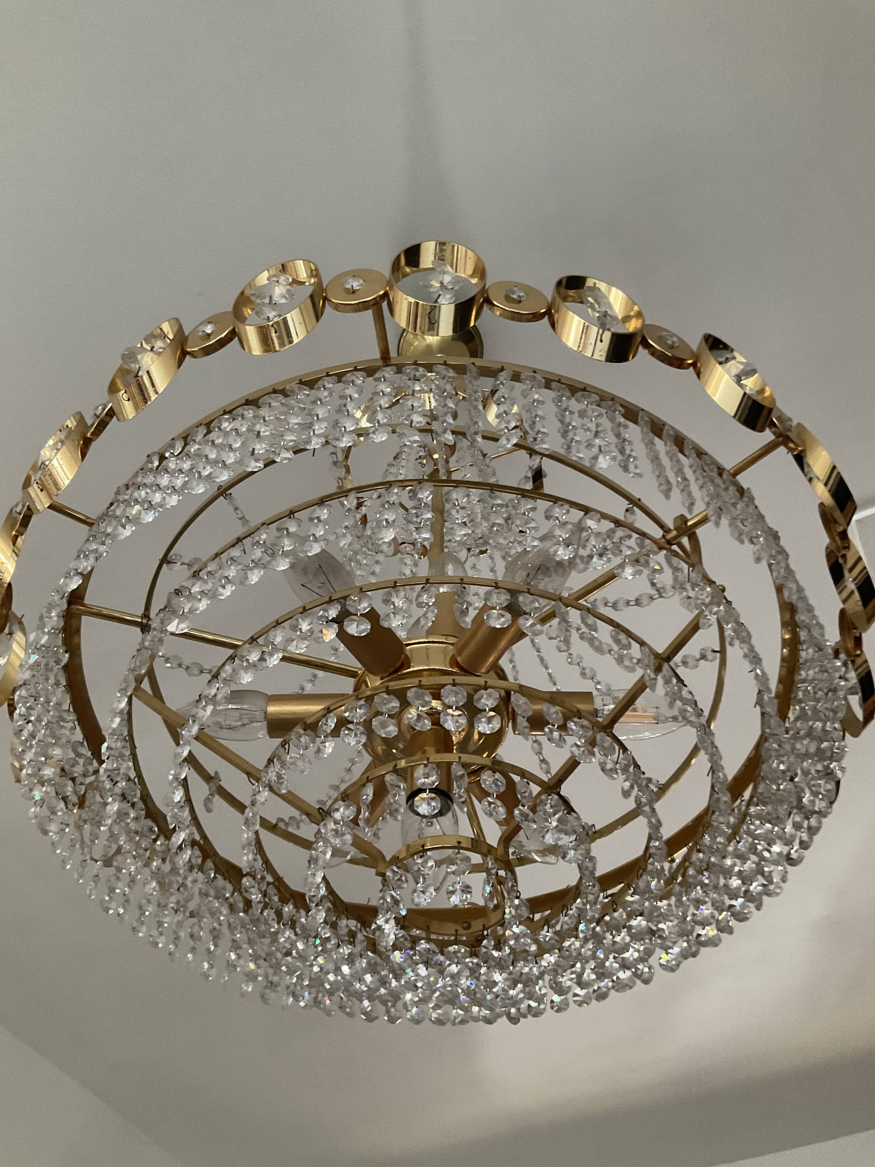 Waterfall chandelier with crystal grapevines and golden aluminum 60s-70s
