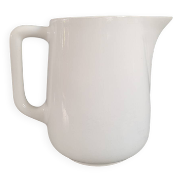 Large white porcelain pitcher 2L