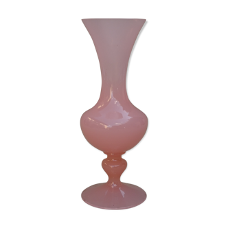 Vintage vase in pink opaline ht 23 cm ref 219/16