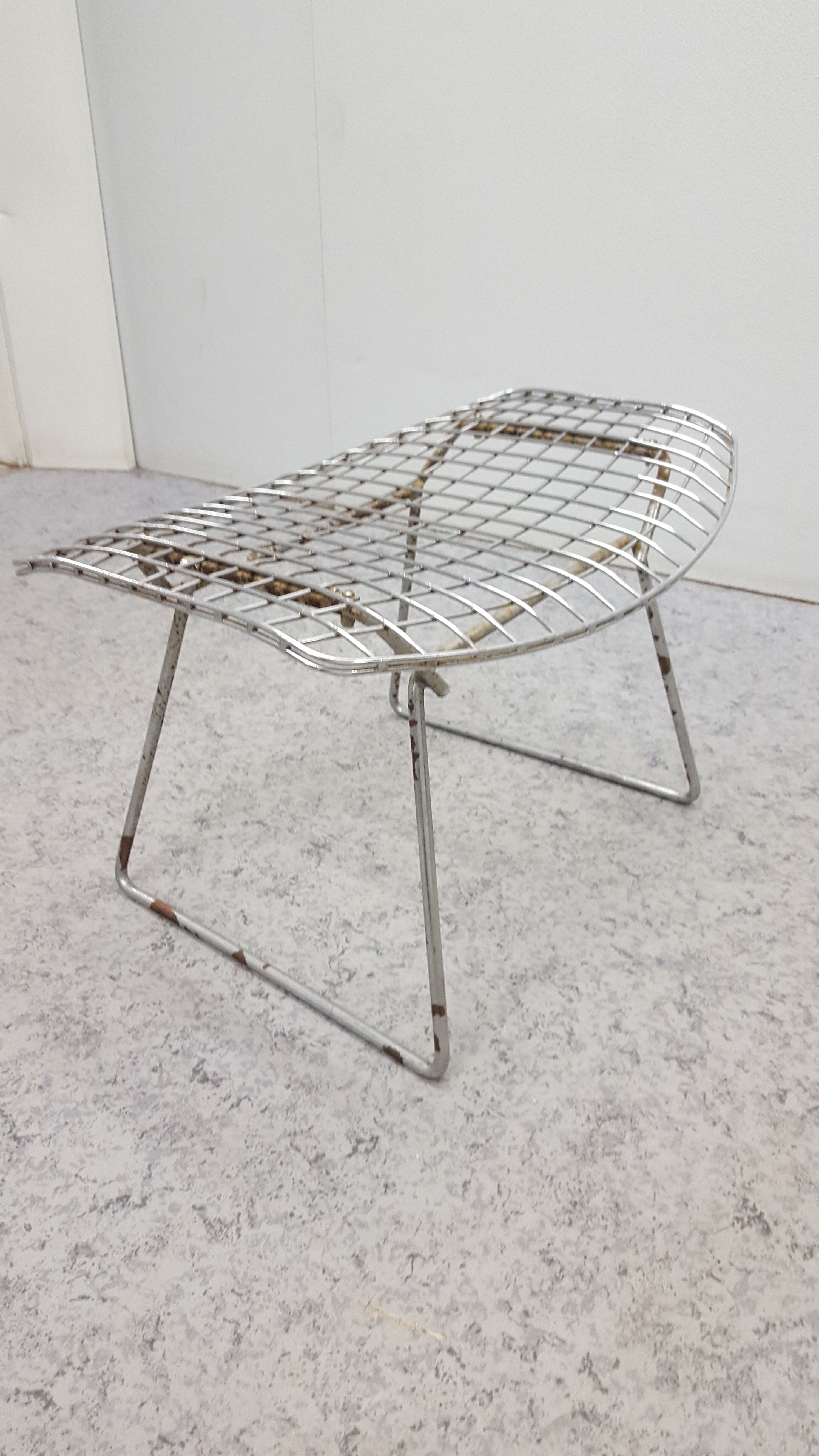 Ottoman by Harry Bertoia