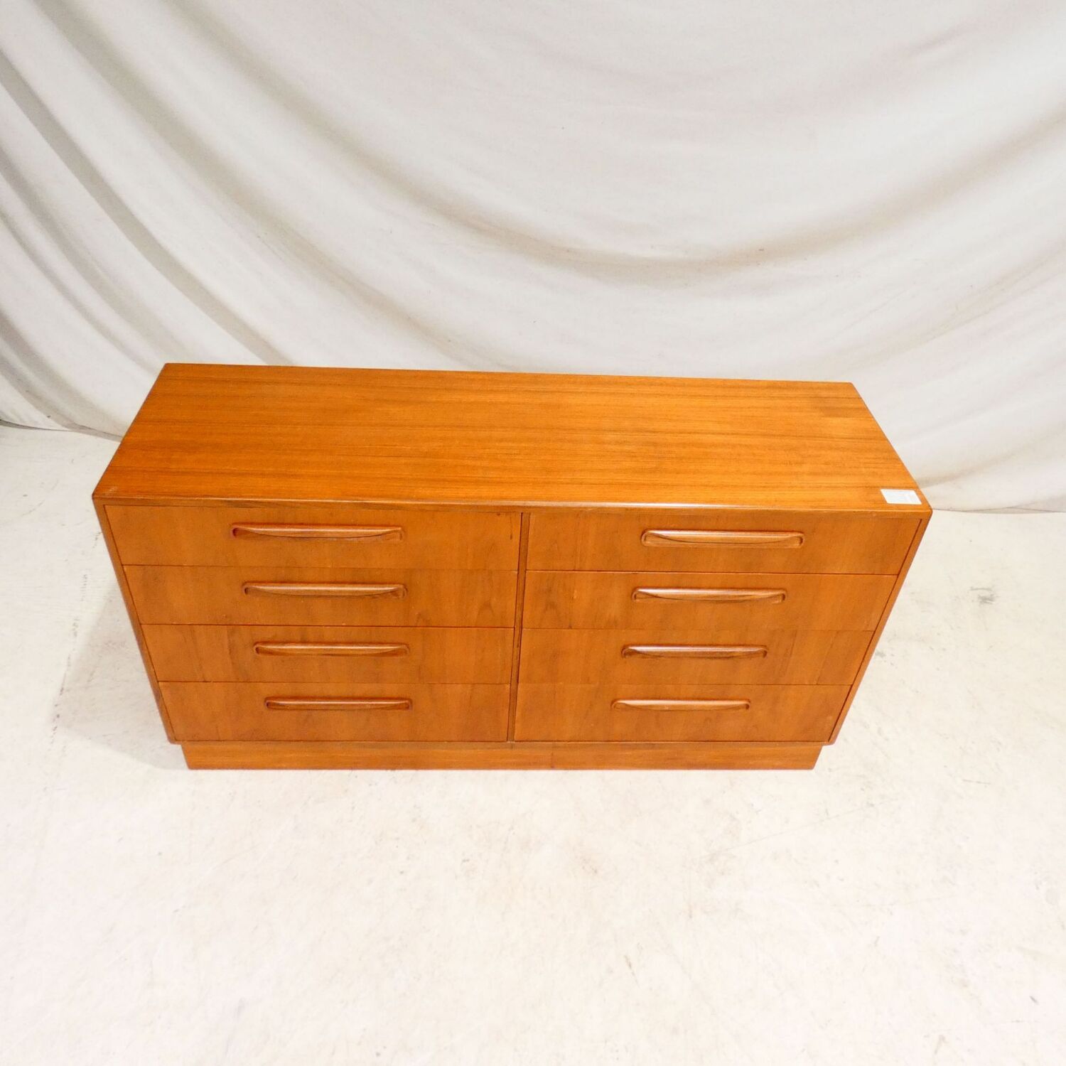 Grande Commode Double G-Plan "Fresco" – Teck – 8 Tiroirs – Design V.B.