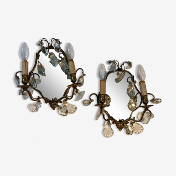 Pair of mirror sconces with two arms of light with gilded brass grapevines, Italy 1960.