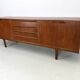Buffet vintage par McIntosh, design de T. Robertson des années 1960.