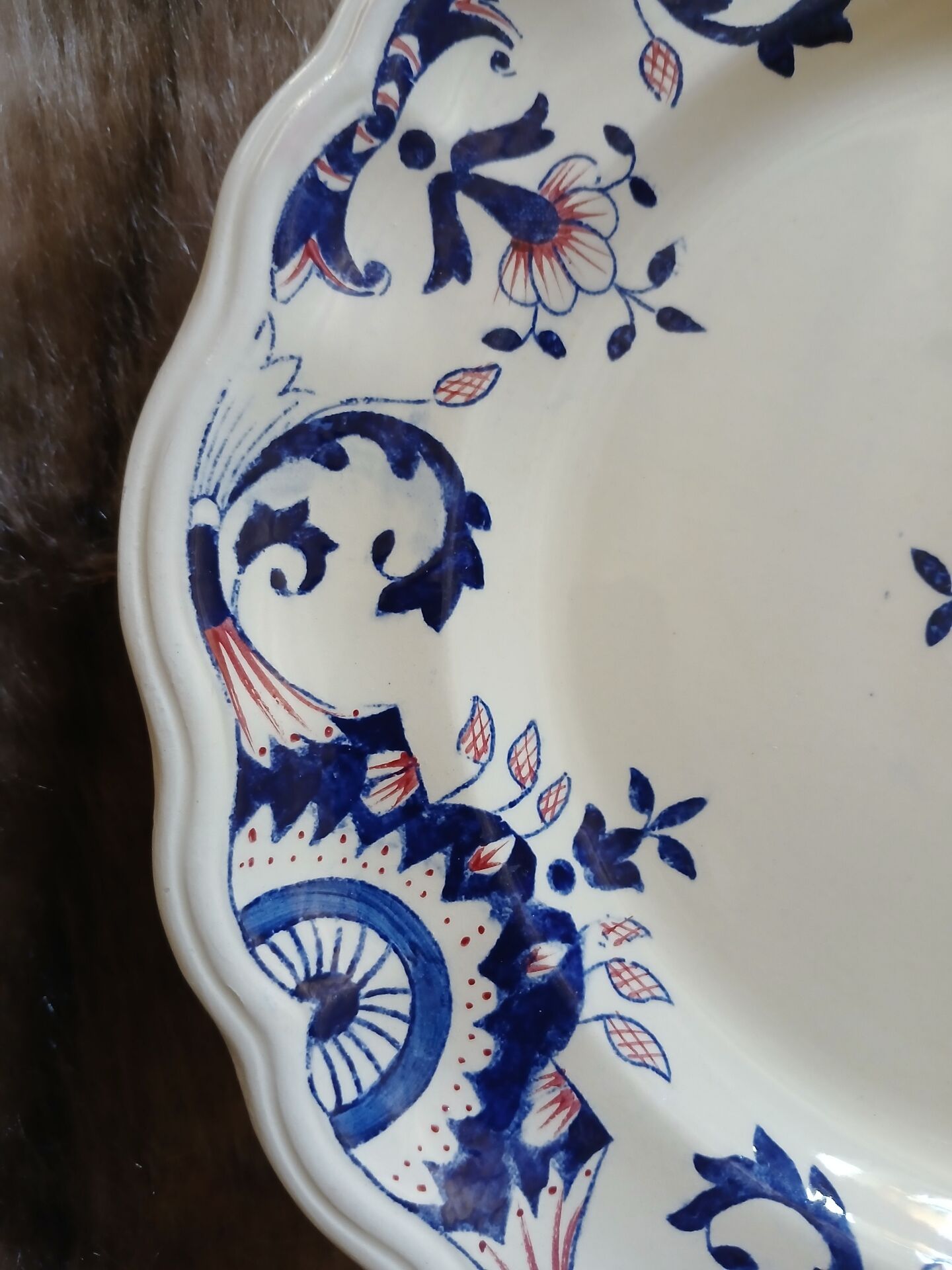8 flat plates in Longchamp ironstone