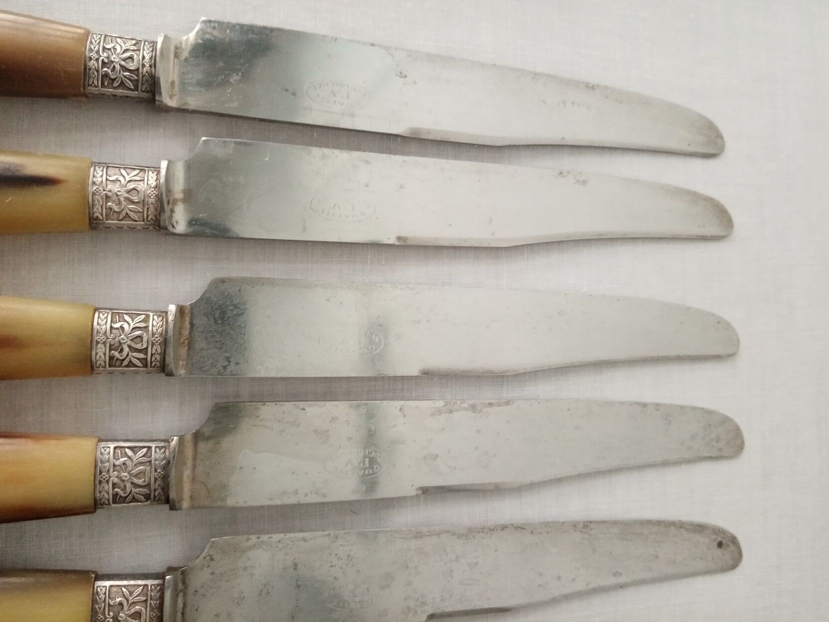 Box 12 old table knife blade steel blade Virole Louis XVI horn handle