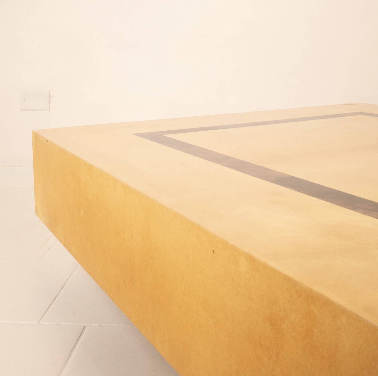 Table basse nucci valsecchi pour tura milano 1970 mod 3000d