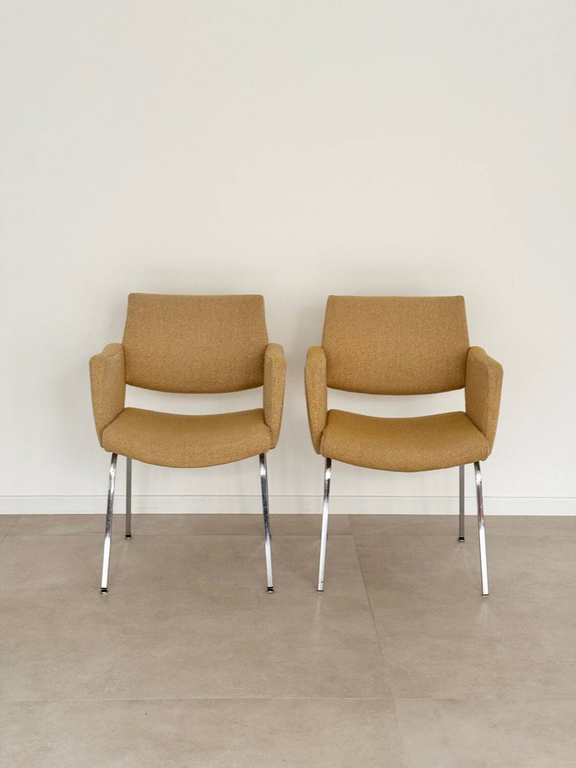 Paire de fauteuils, 1960