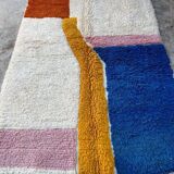 Traditional handmade Berber rug, size 150 x 250 cm