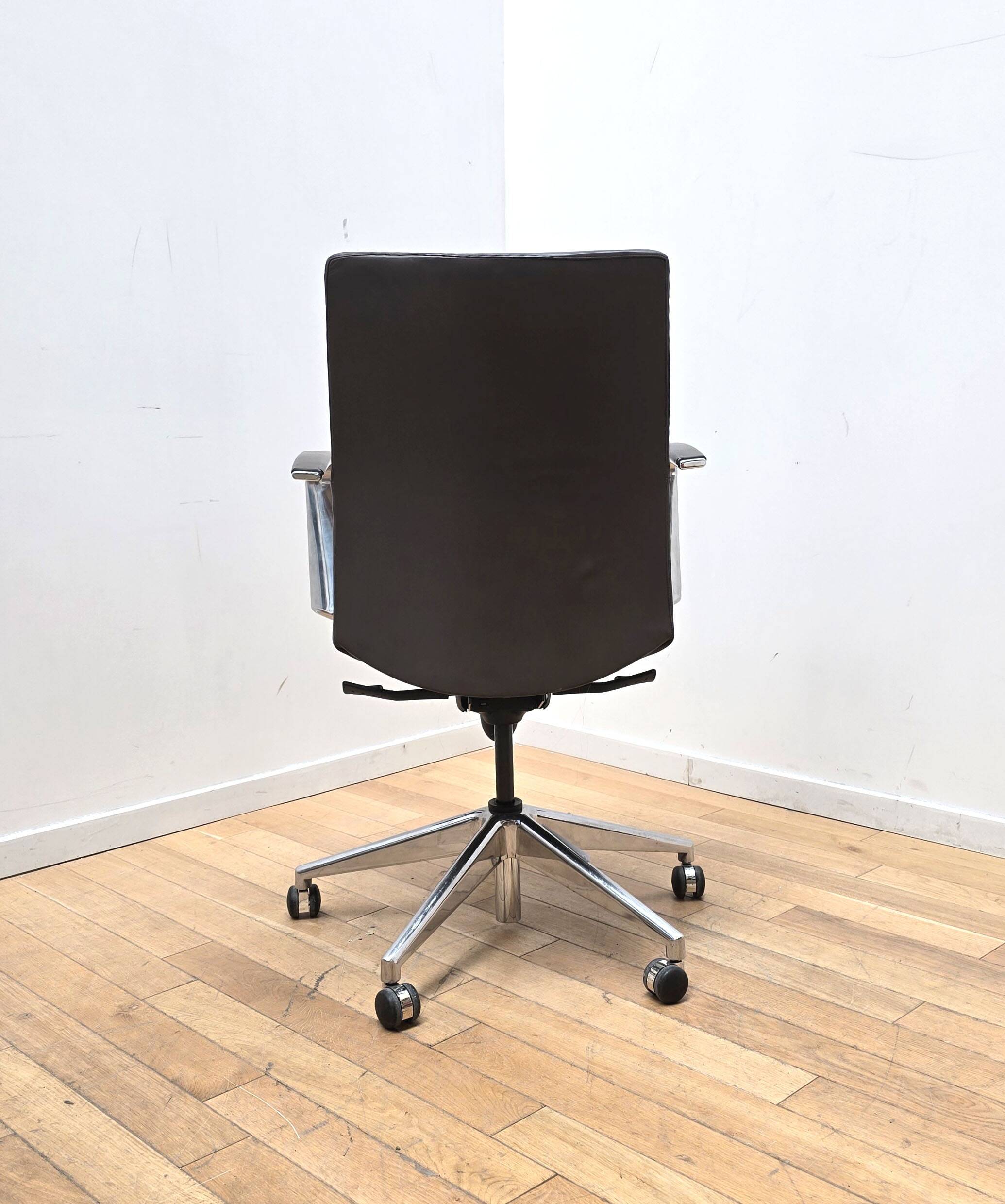 HBF Tilt Conference Chair Office Chair