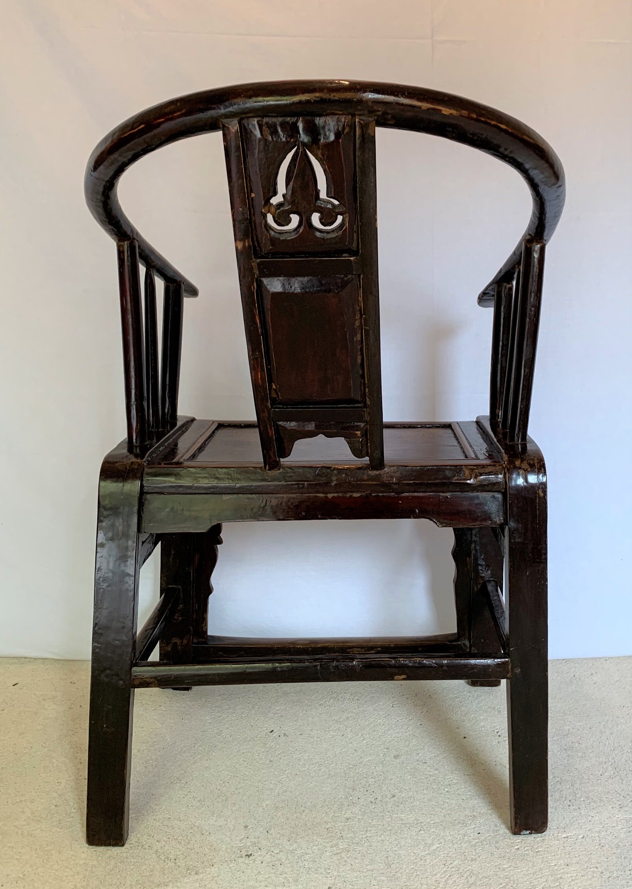 Paire de fauteuils chinois