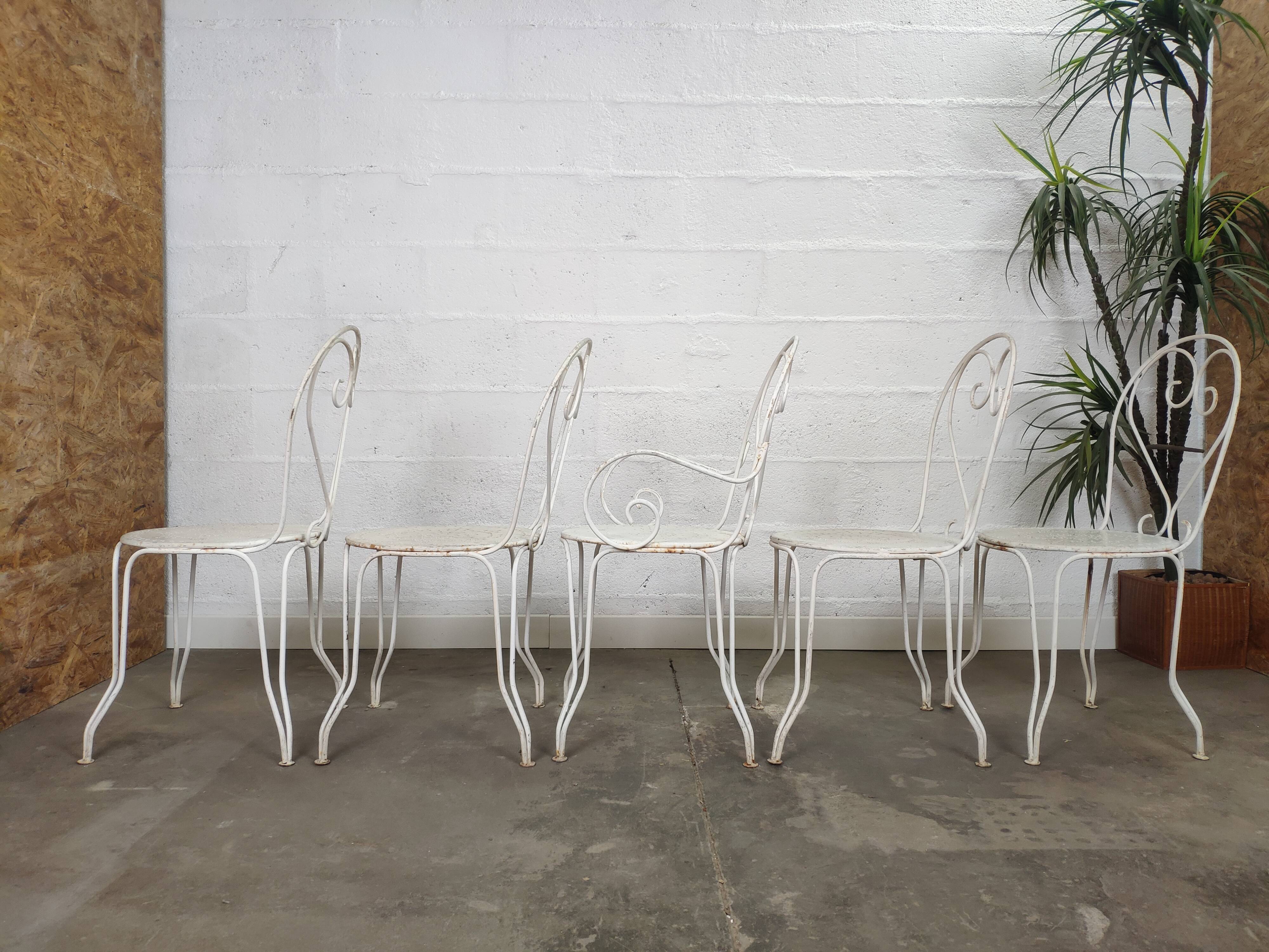 Table de jardin et chaises fer forgé blanc ancien