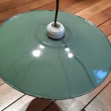Old suspension in green enamelled sheet metal and porcelain socket to hang