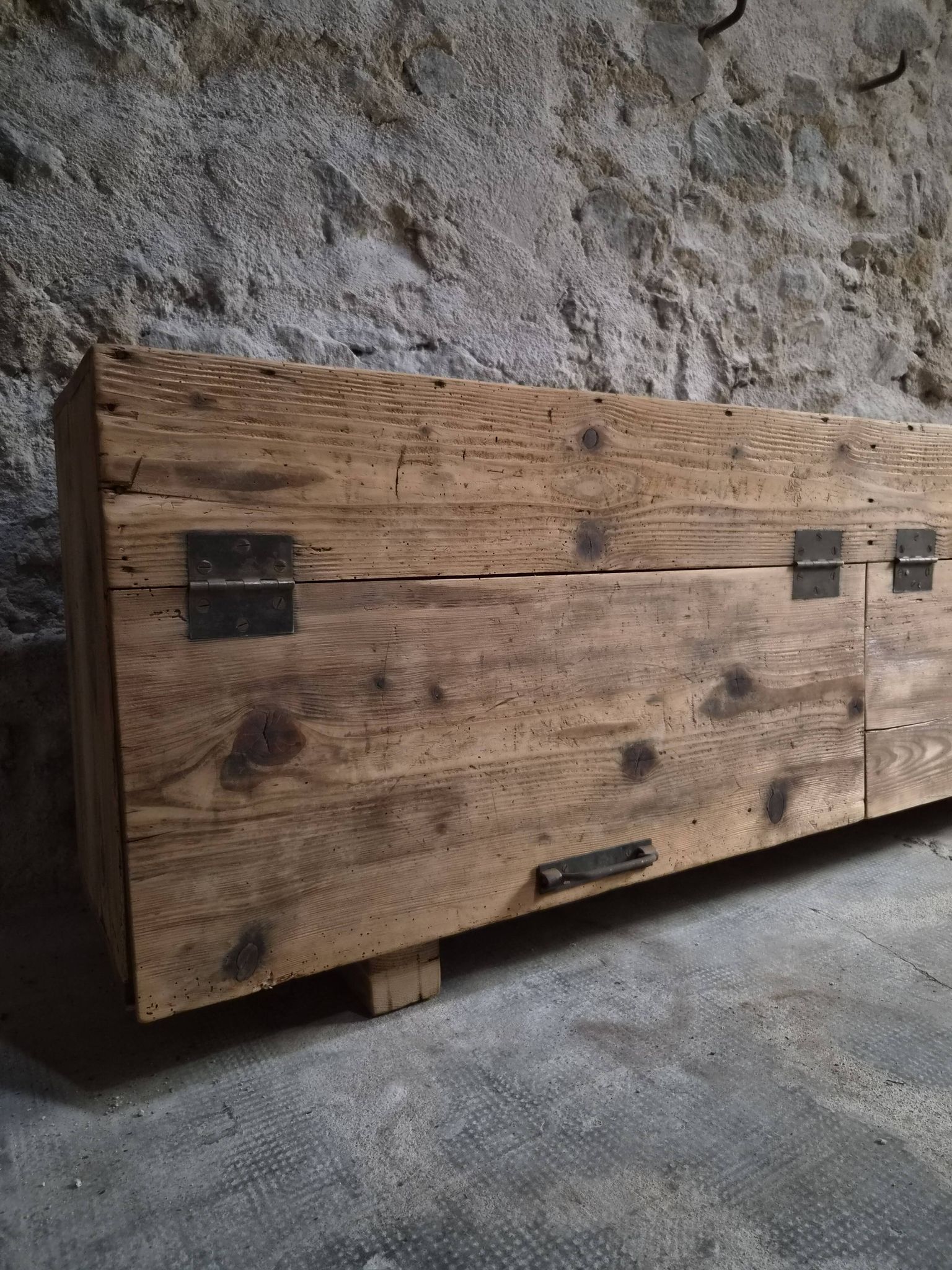 Old French industrial workshop furniture in pine / storage bench, circa 1880–1900