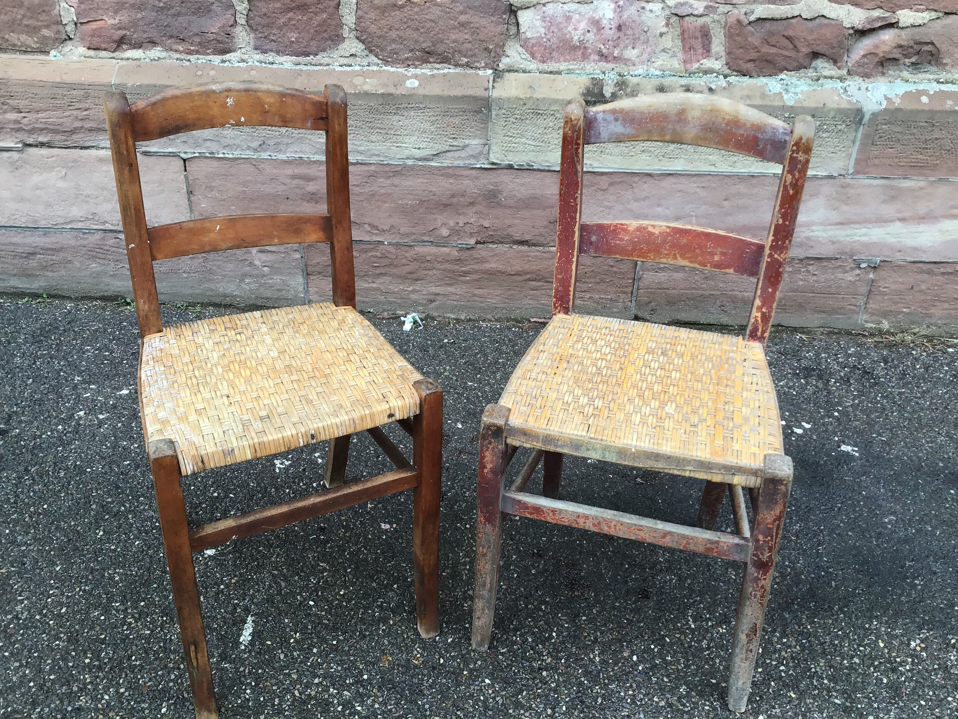 2 chairs bistro restaurant tavern brewery 1930 Alsace Tigre Bock Strasbourg