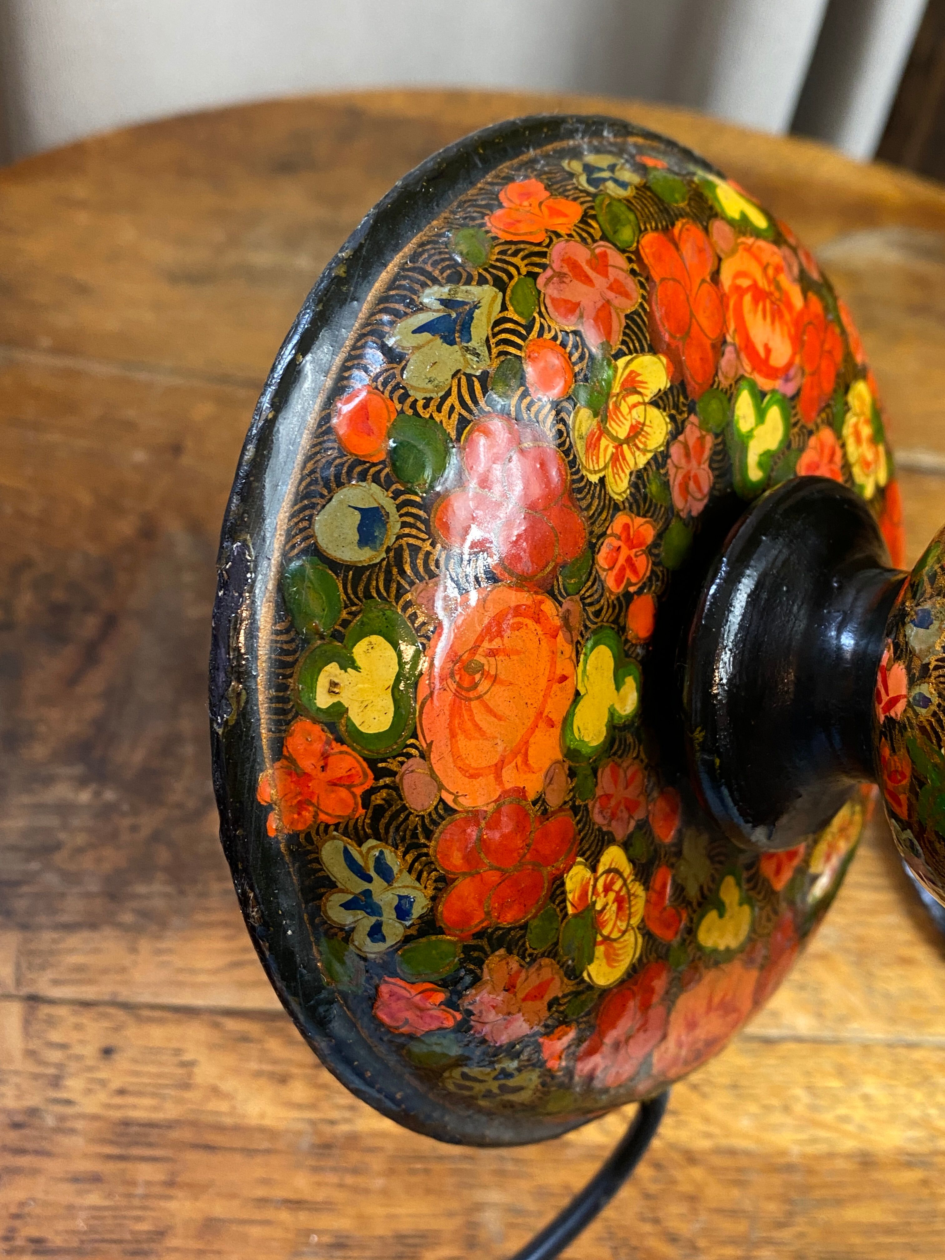 Paire de pieds de lampes Kashmiri