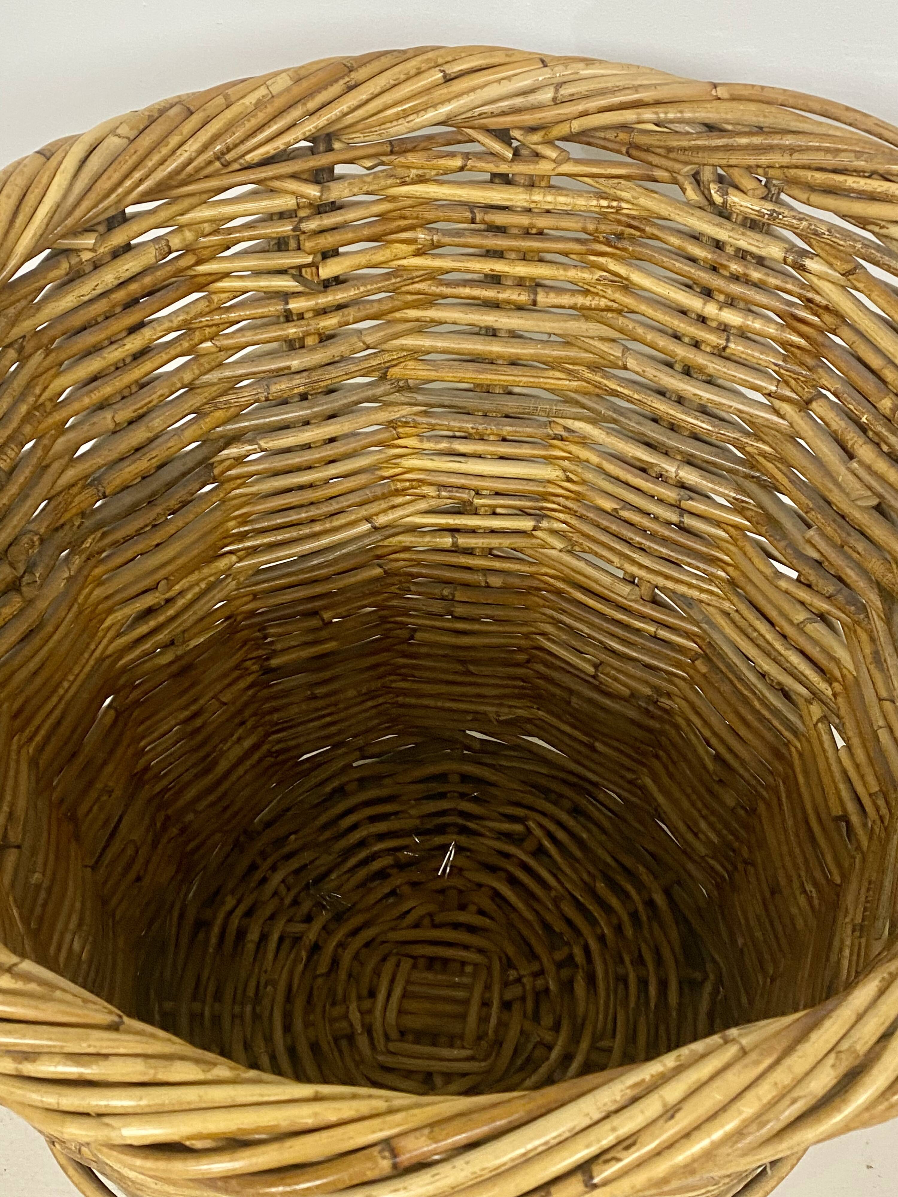 Extra Large Vintage Rattan Basket – Retro Decoration