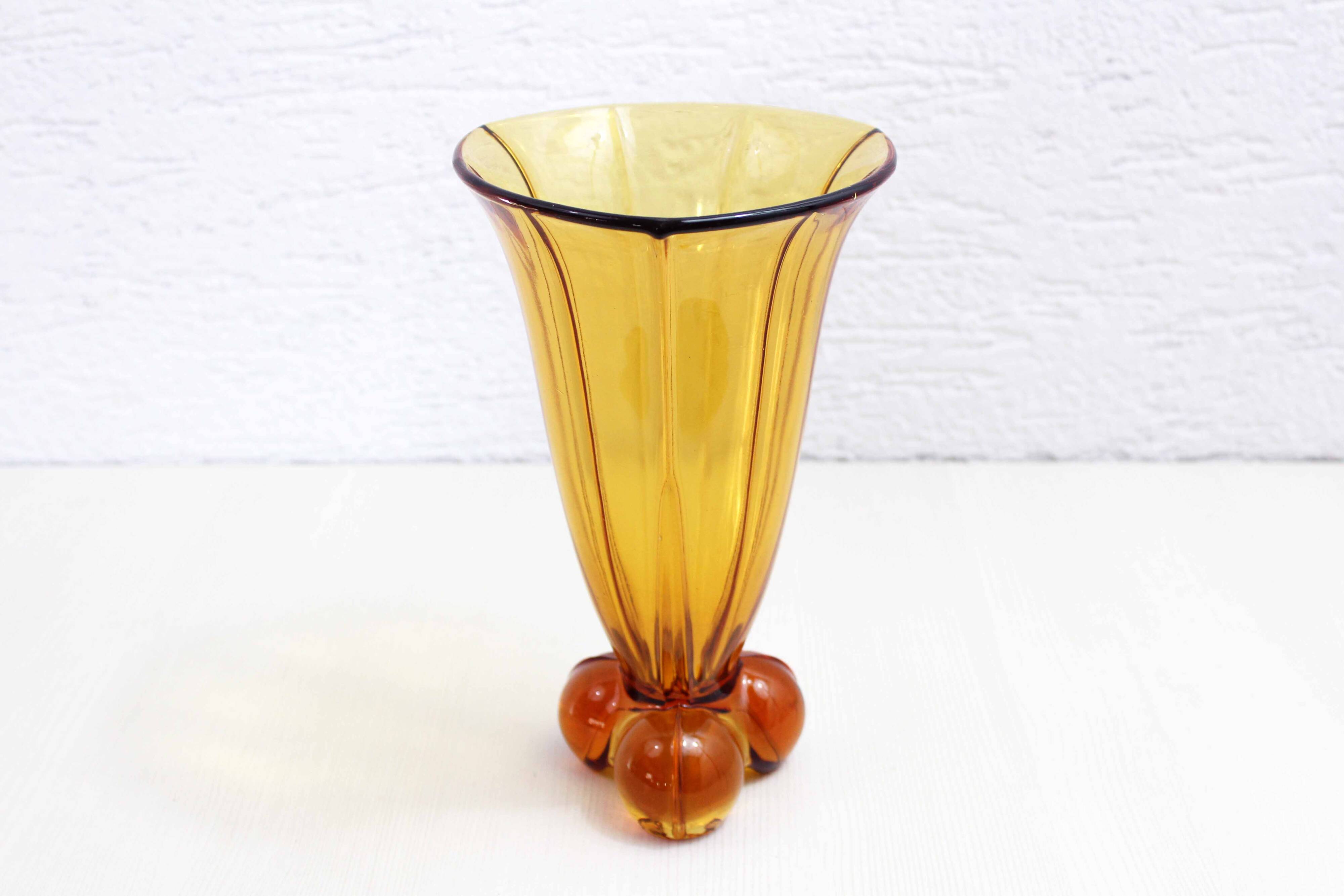 Art Deco amber glass vase 1930