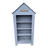 Beach cabin library