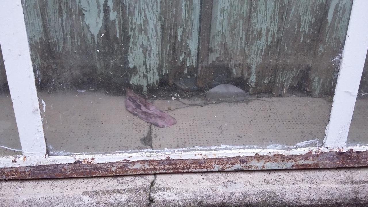 Workshop glass 207 x 141