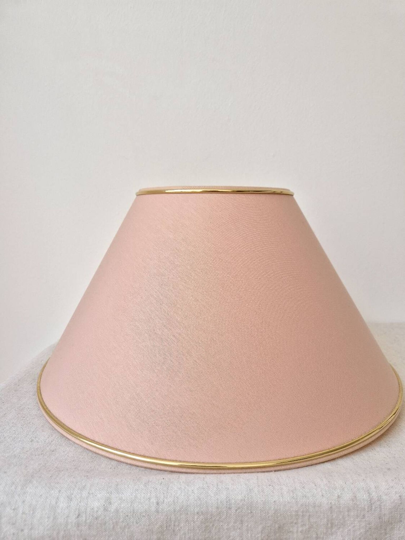 Fabric lampshade with golden trim '70s - vintage