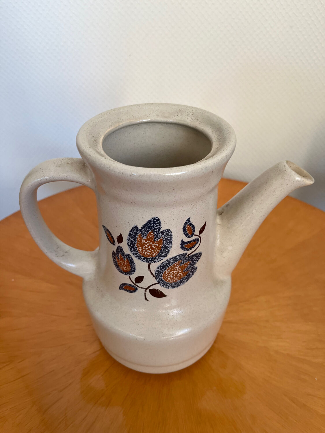 Saint Amand enameled stoneware coffee maker, Sologne decor