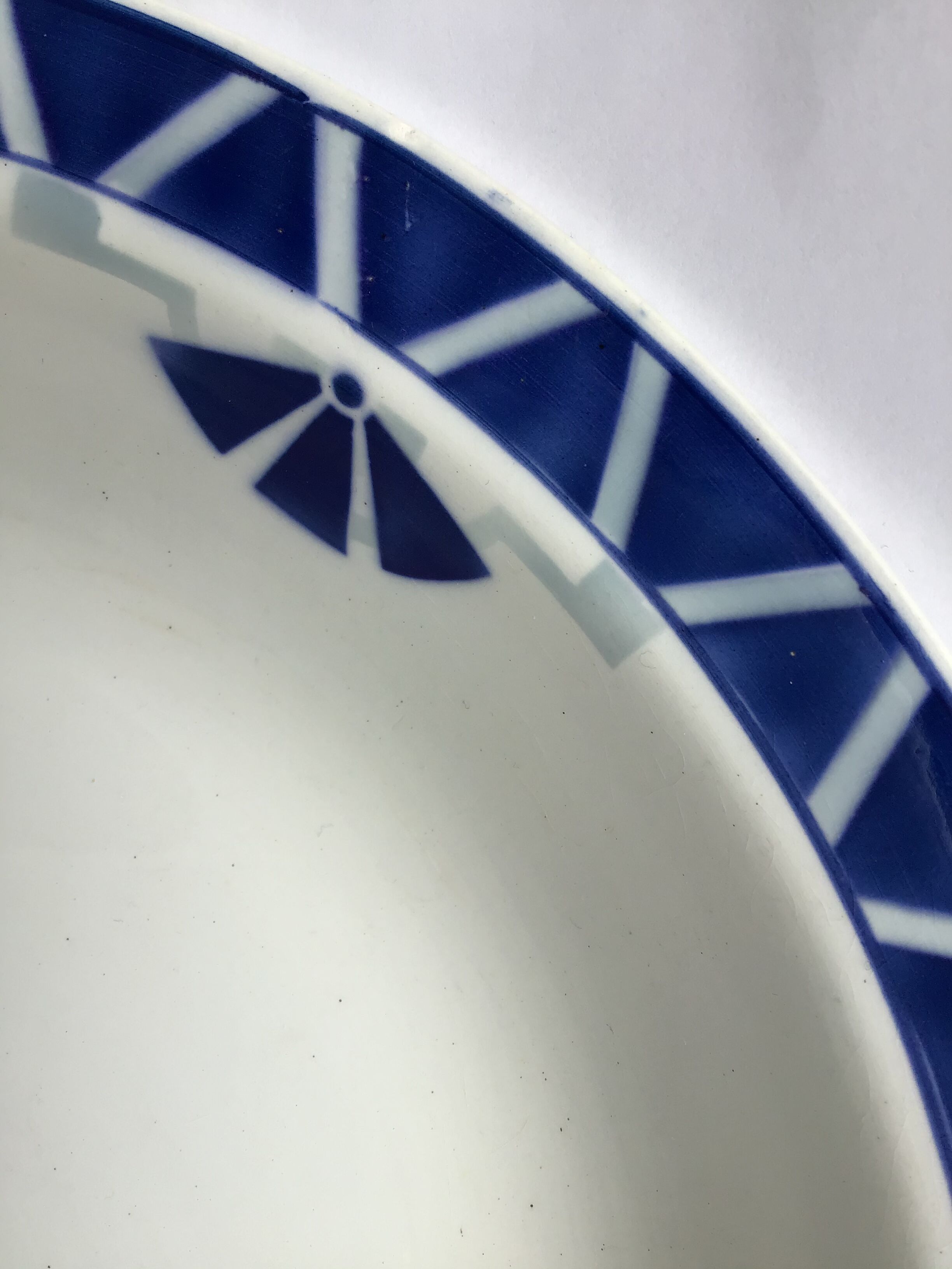 Hollow dish Terre de Fer Moulin des Loups Touraine