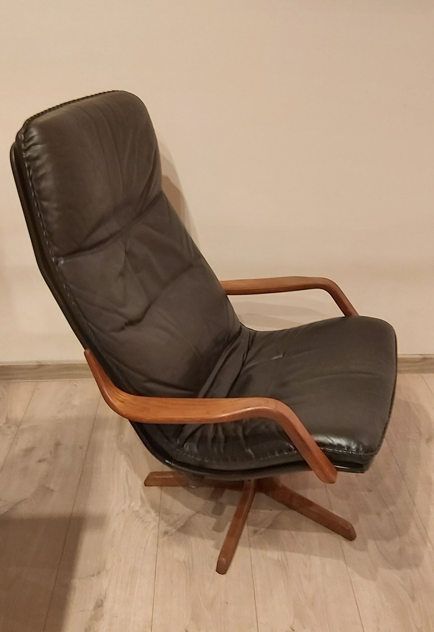 Swivel armchair with footrest, Berg Forniture, Denmark, 1970s