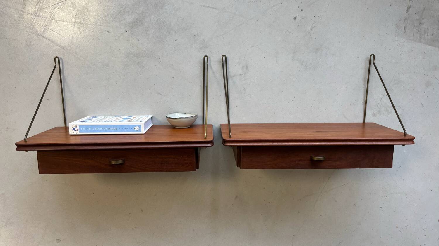 Vintage set of 2 floating nightstands - shelves