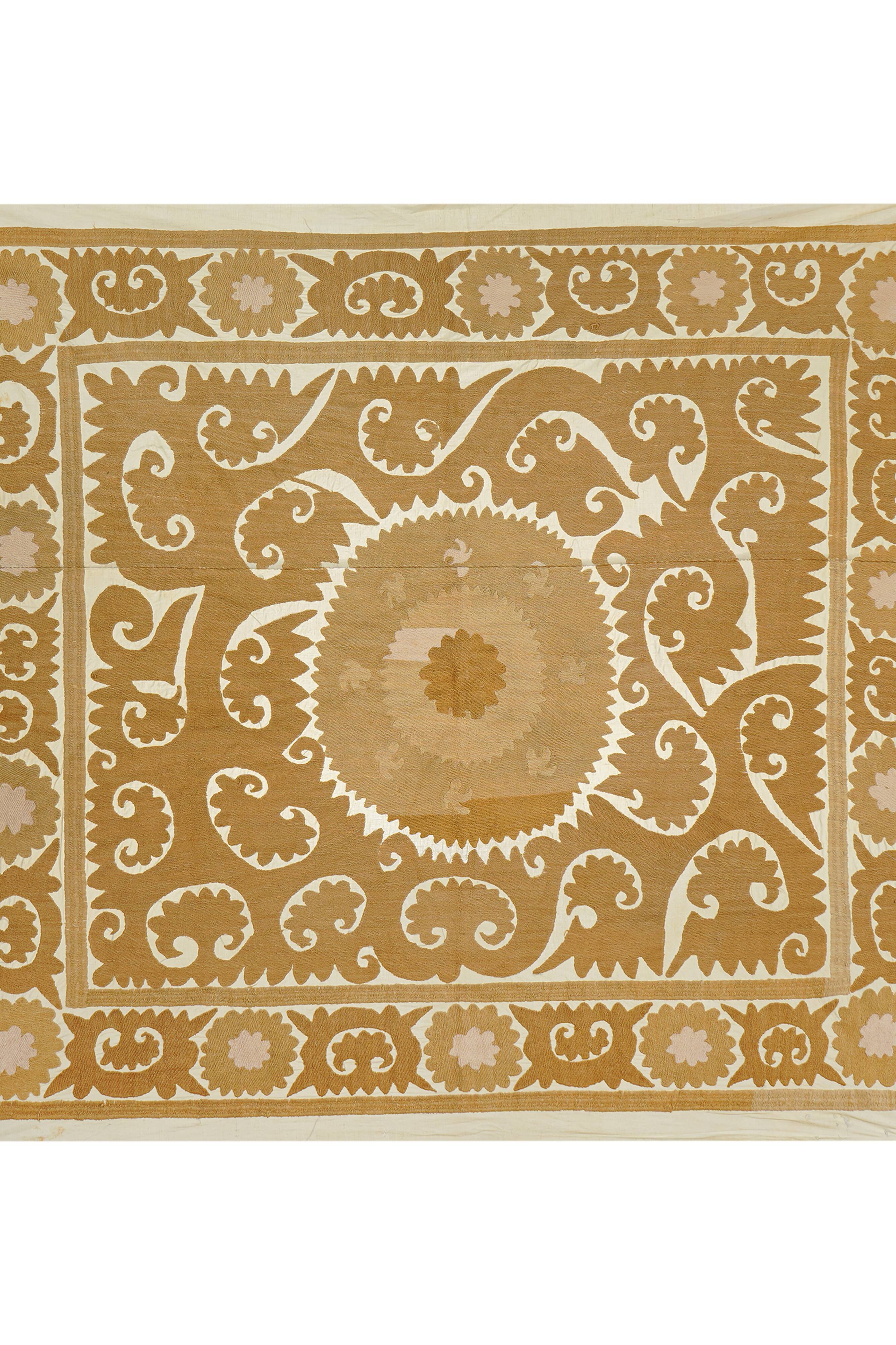 Vintage Turkish hand-knotted rug 127x142 cm
