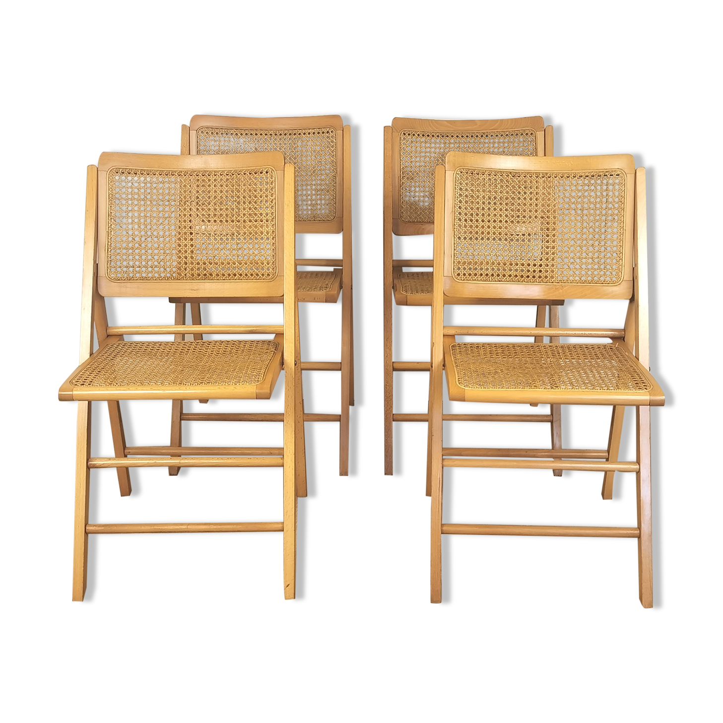 Chaises pliantes cannées