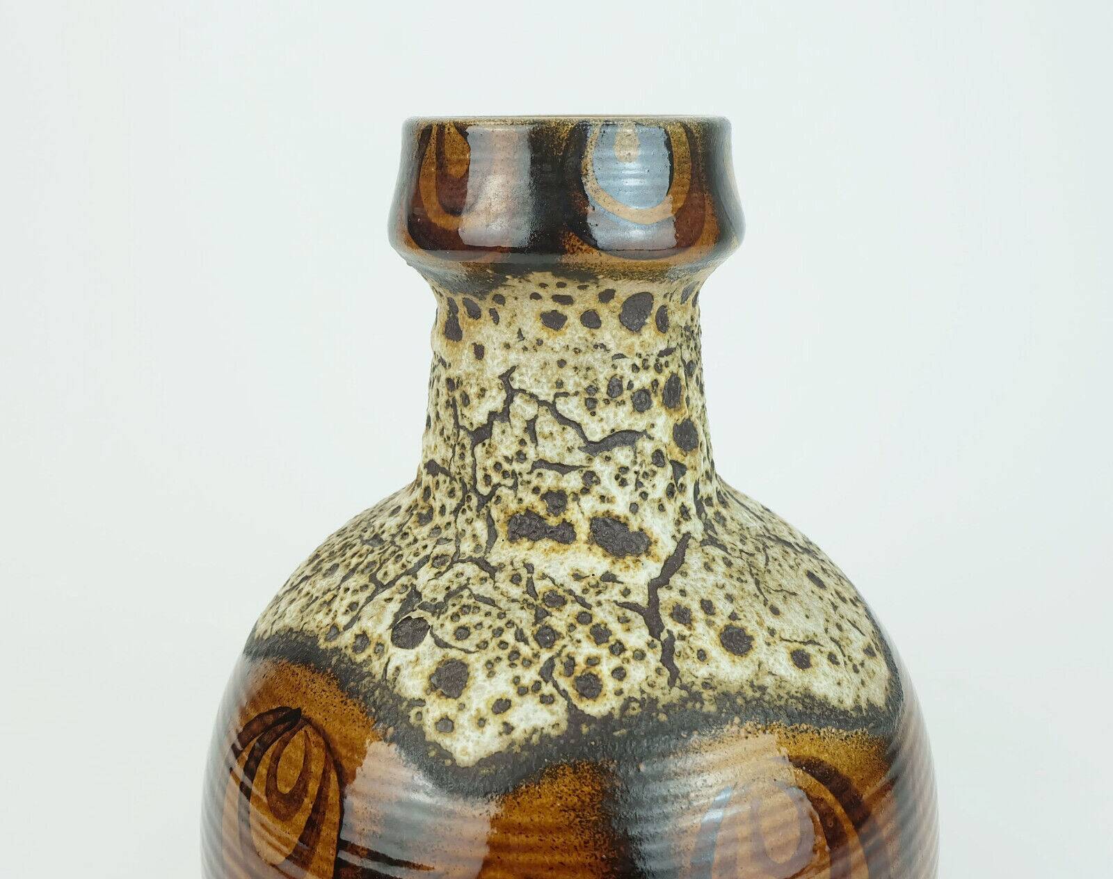 Mid century vase duemler & breiden wgp fat lava squiggle pattern shades of brown and beige 1960s