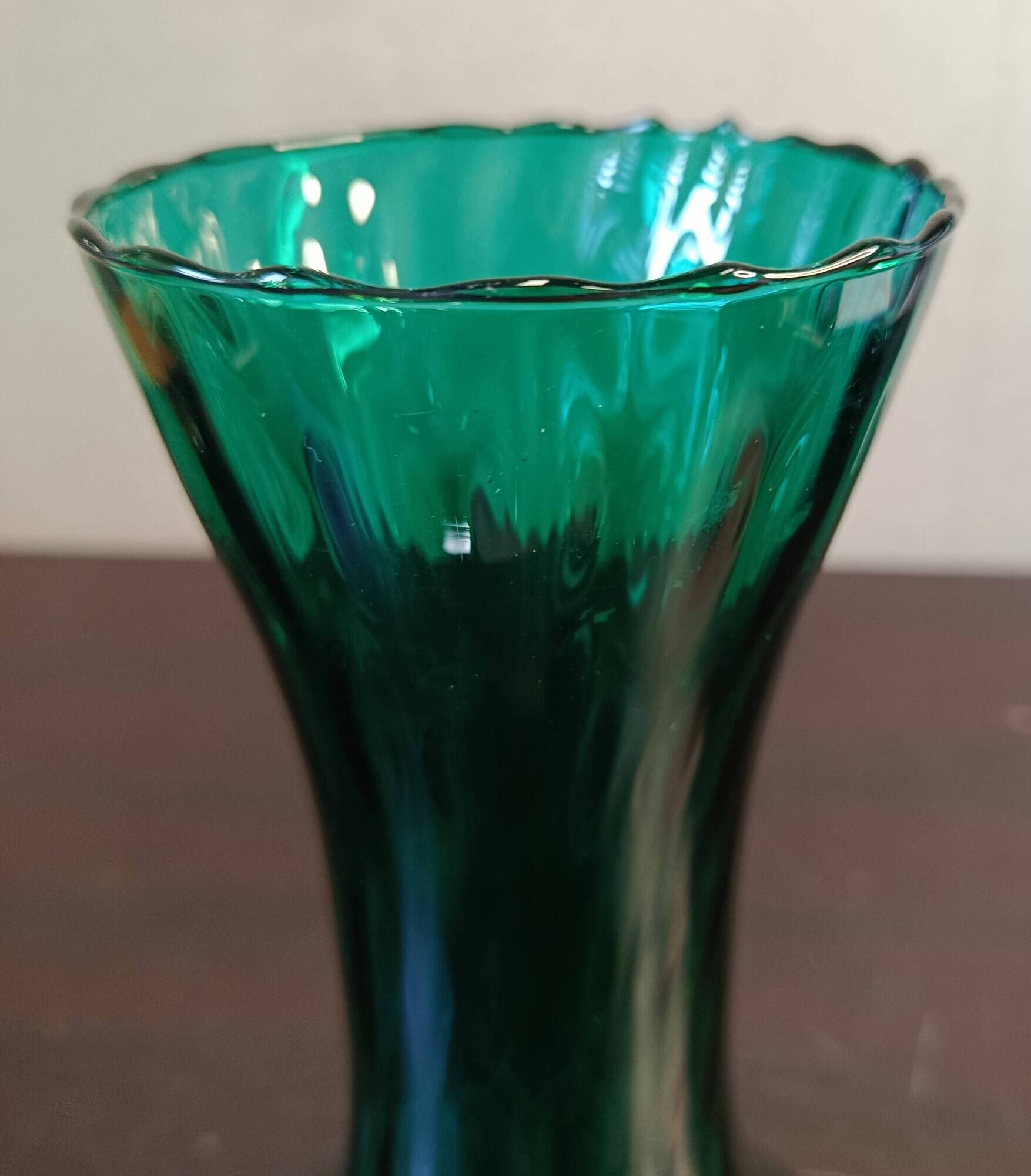 Textured glass vase and carafe duo in blown green glass, Biot style, 1960s.