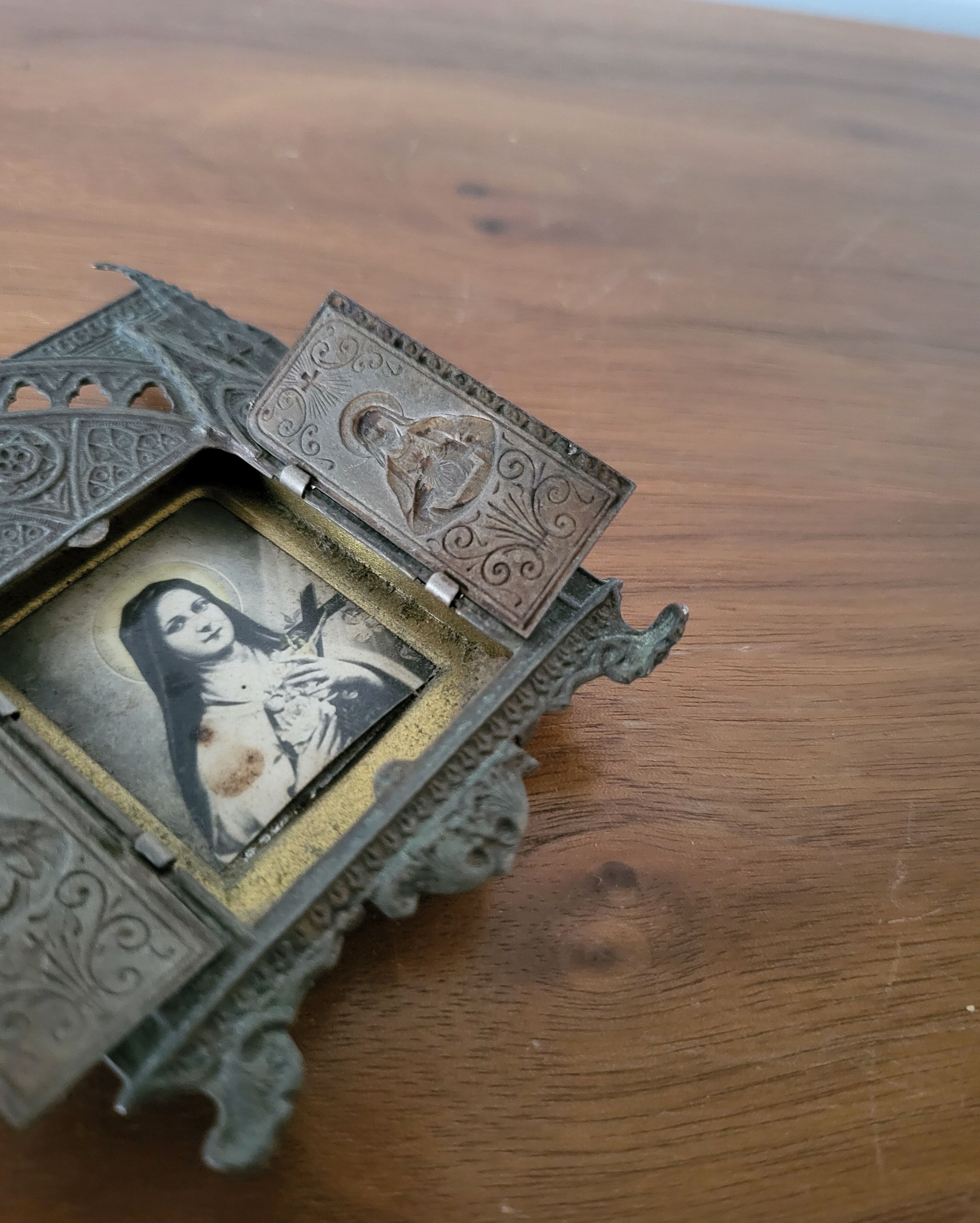 Ancient Travel Altar Saint Thérèse Reliquary Oratory