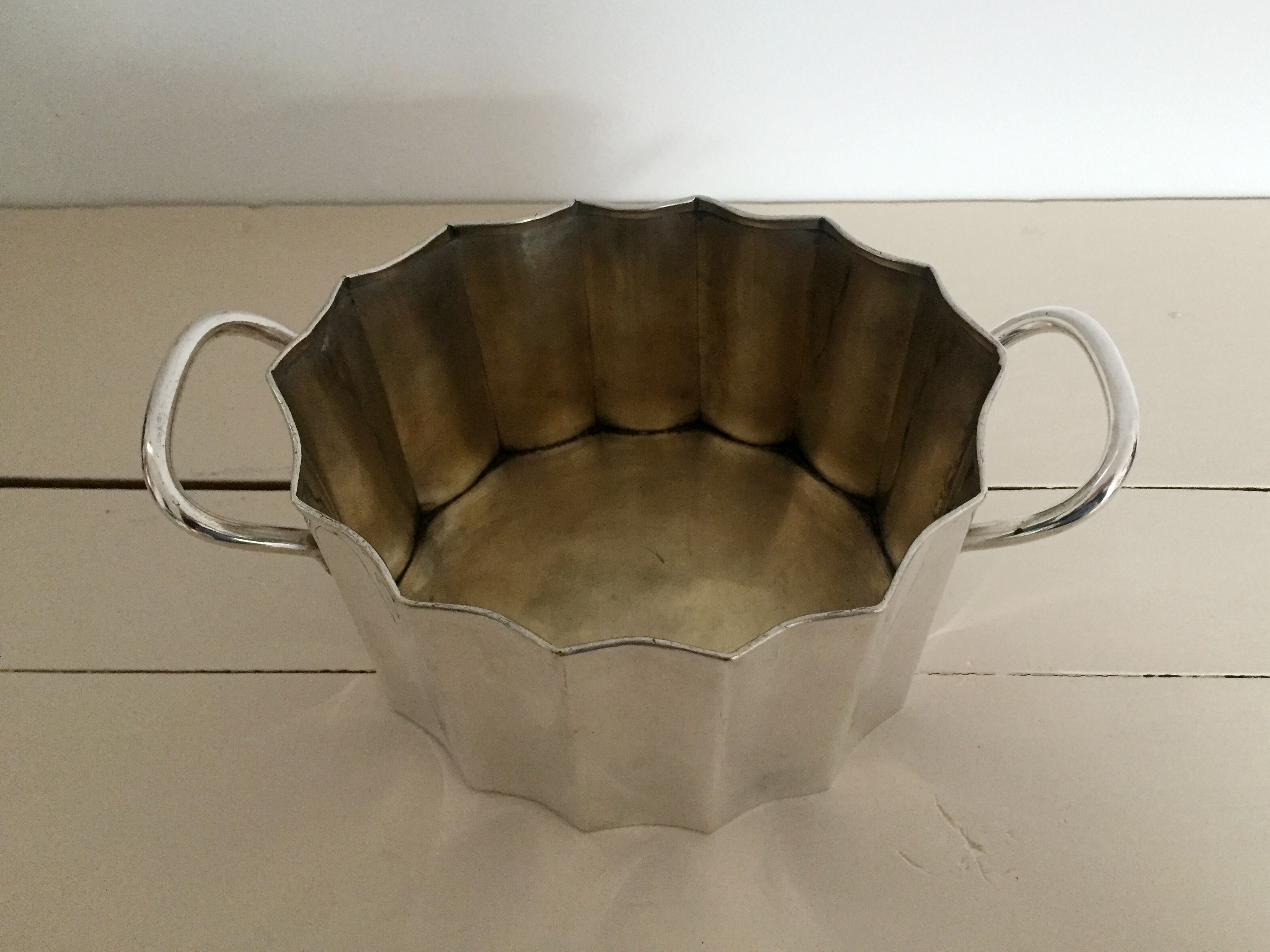 Silver metal ice bucket