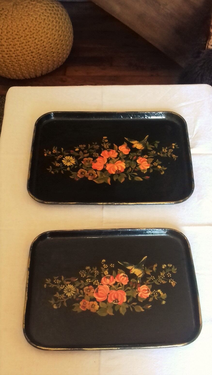 Black wooden tray with gilding and Russian motifs painted with red and green flowers