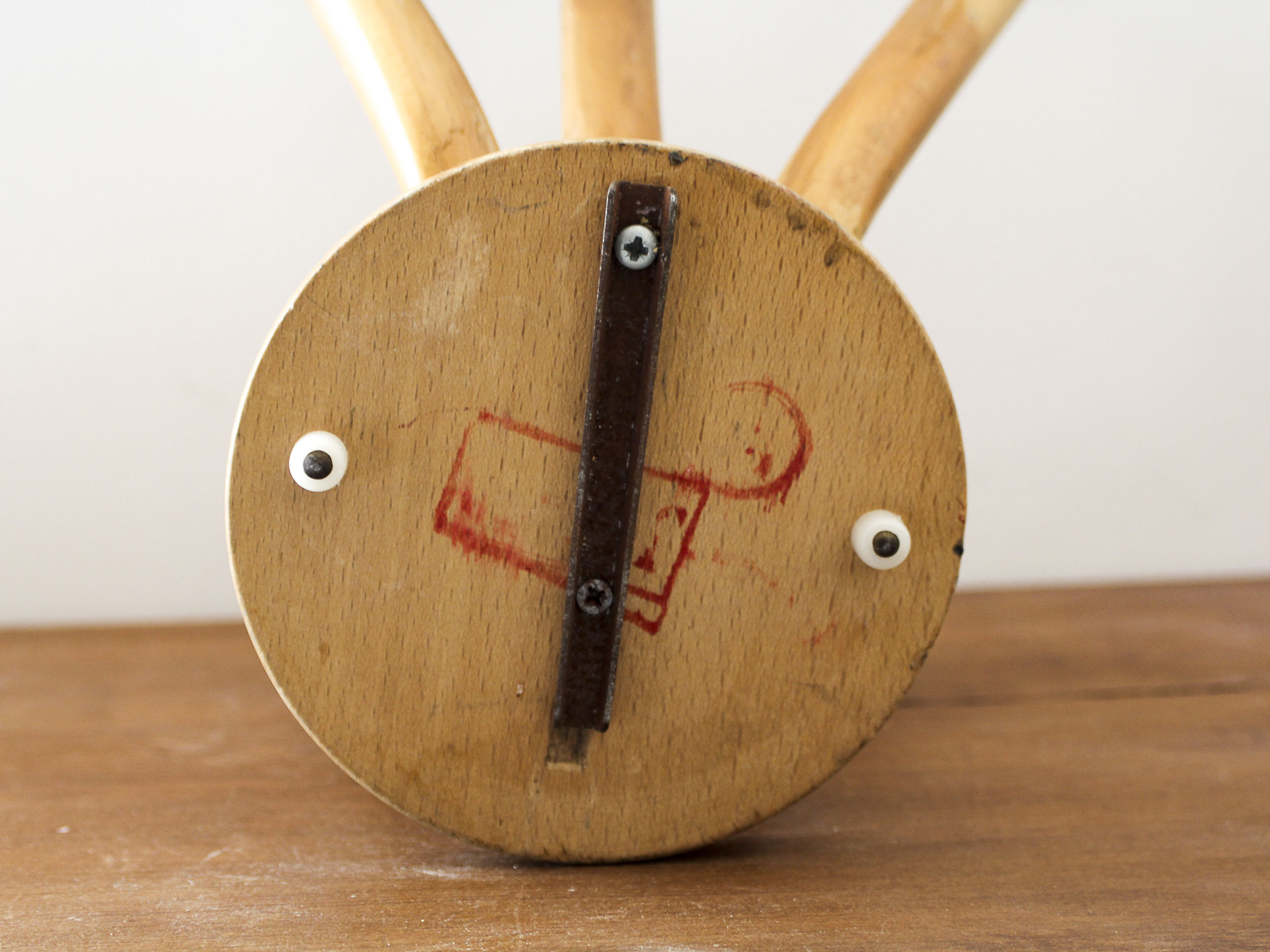 Vintage 3-spoke curved wood hook