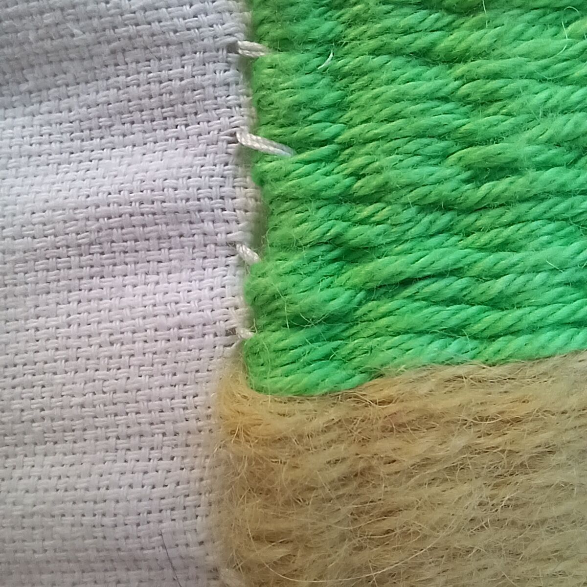 Wool weaving cushion