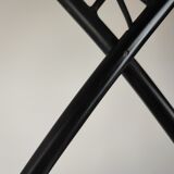 Metal and opaline suspension