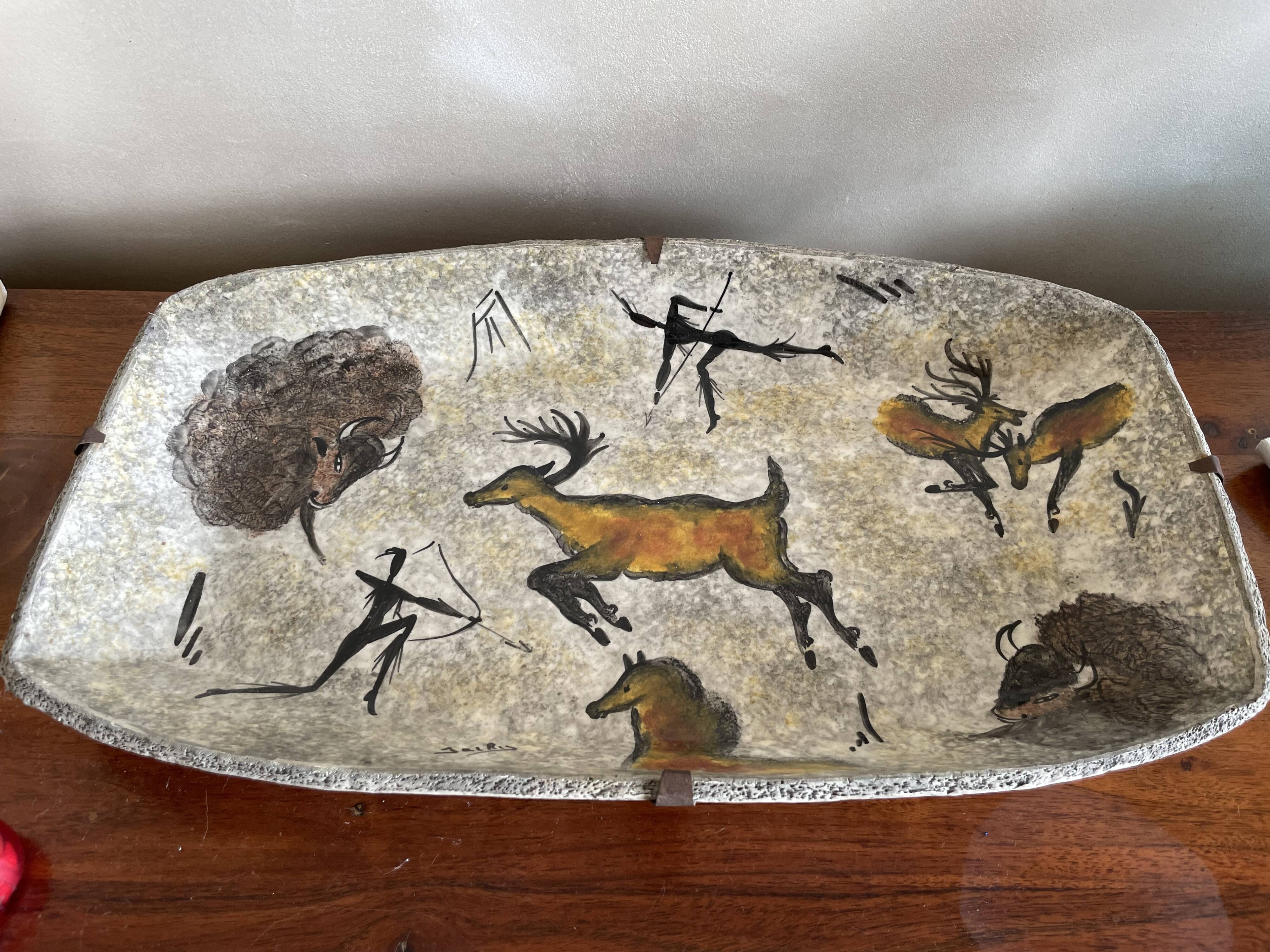 Plat Vallauris signed Jacky cave of Lascaux rock painting