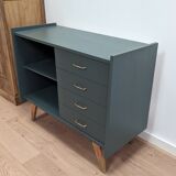 Vintage storage unit