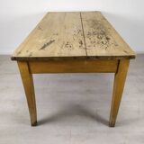 Farm table