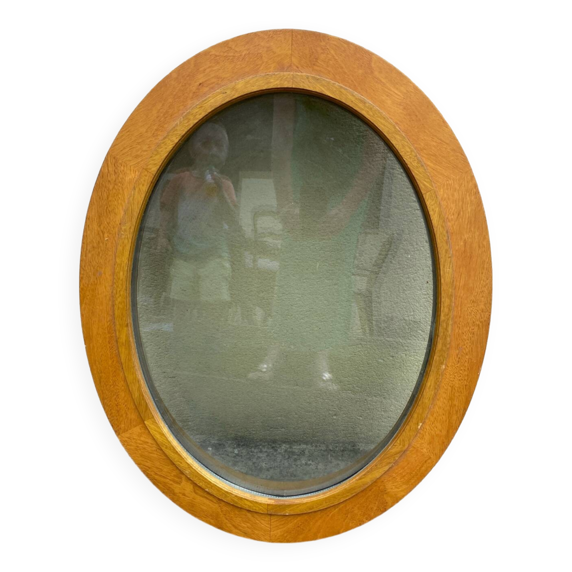 Oval porthole window