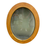 Oval porthole window