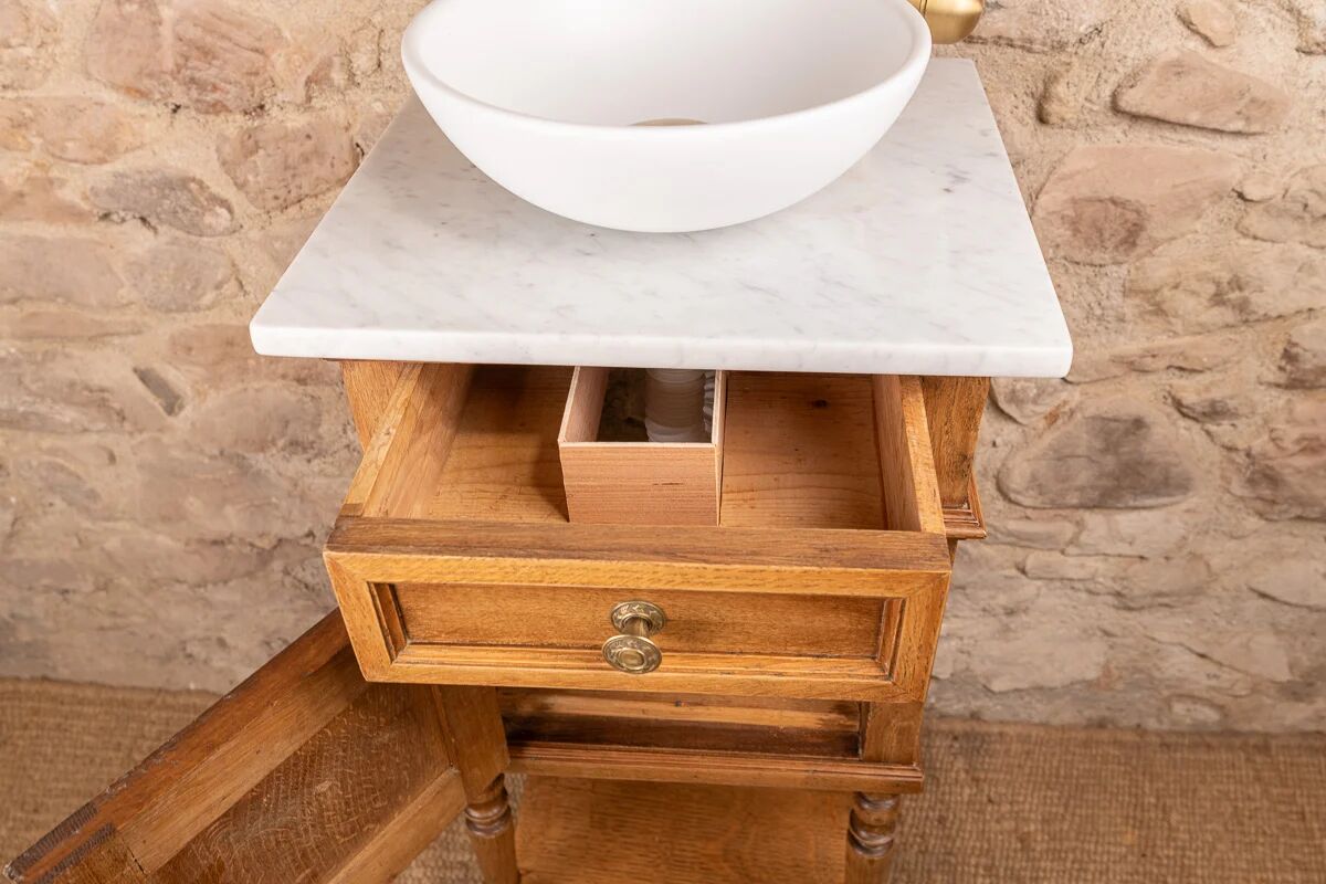 Washbasin / vanity unit in solid oak and white marble