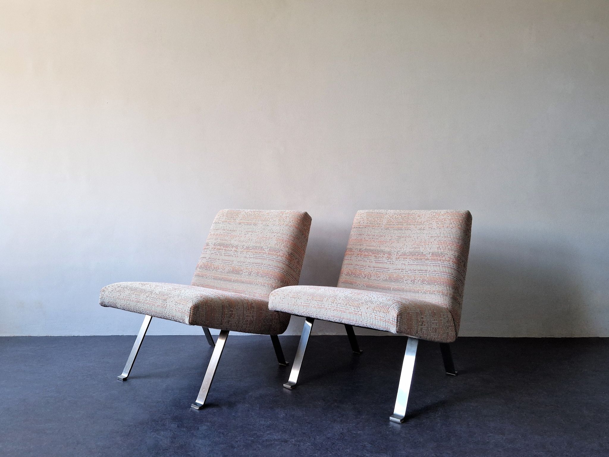 Set of 2 model 141 lounge chairs by Joseph Andre Motte by Artifort, The Netherlands 1955