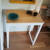 Petite table