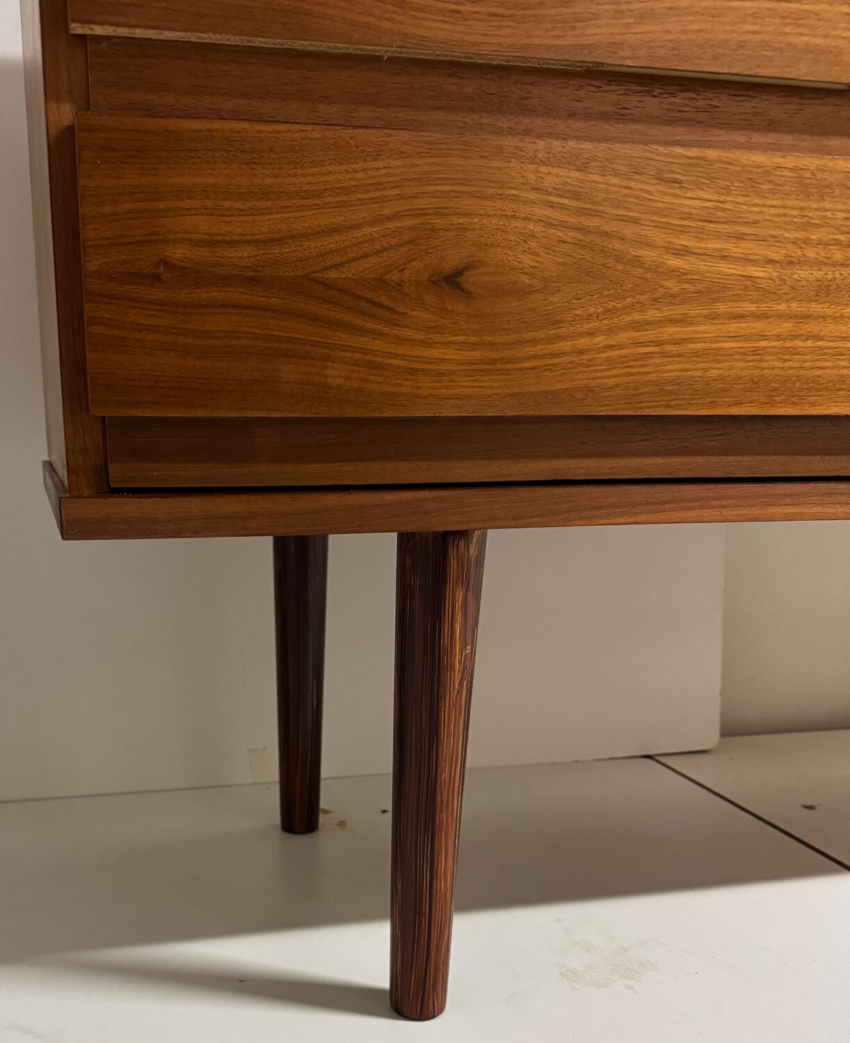 Scandinavian enfilade