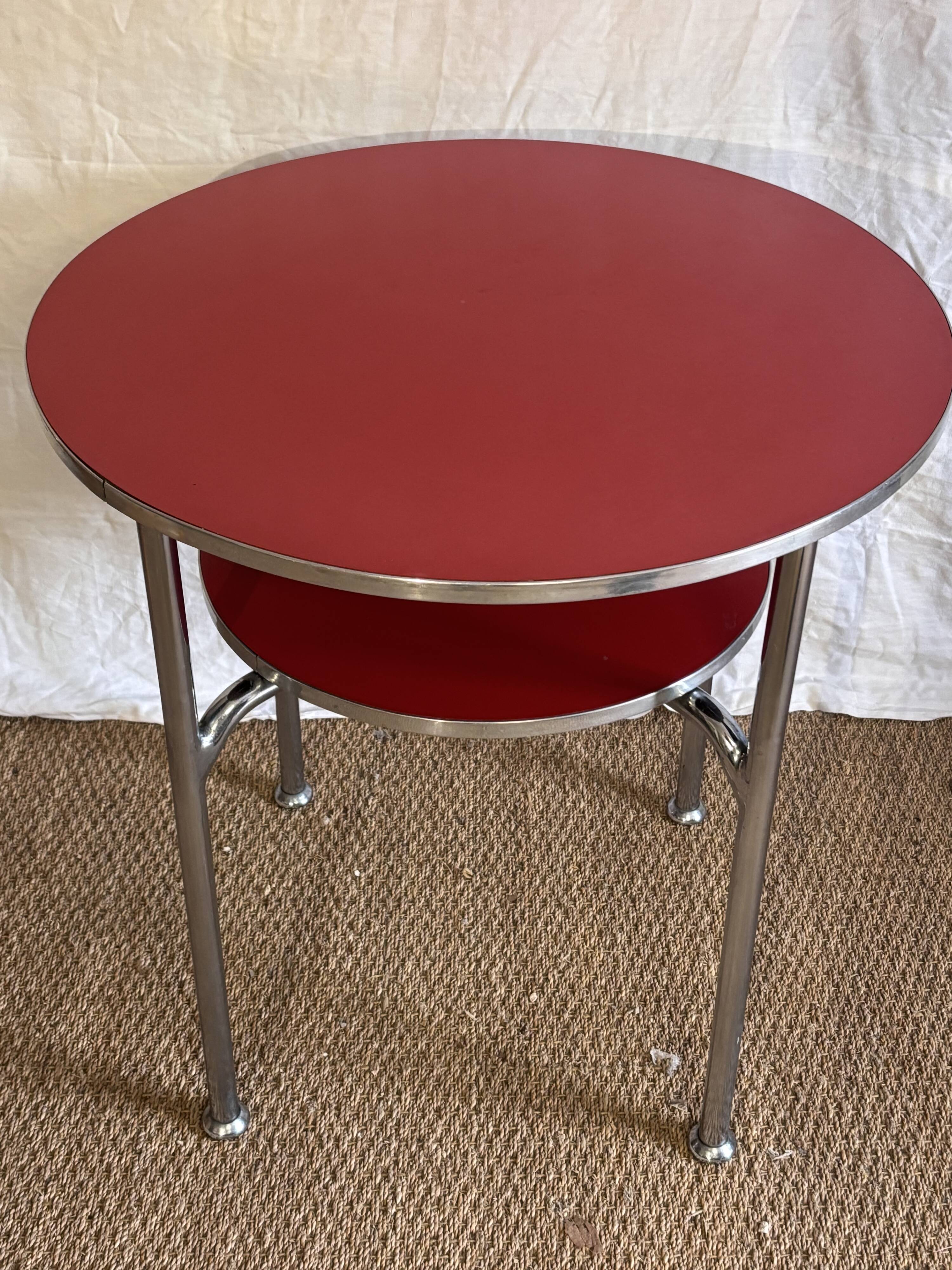 Bauhaus gueridon 1940 chrome